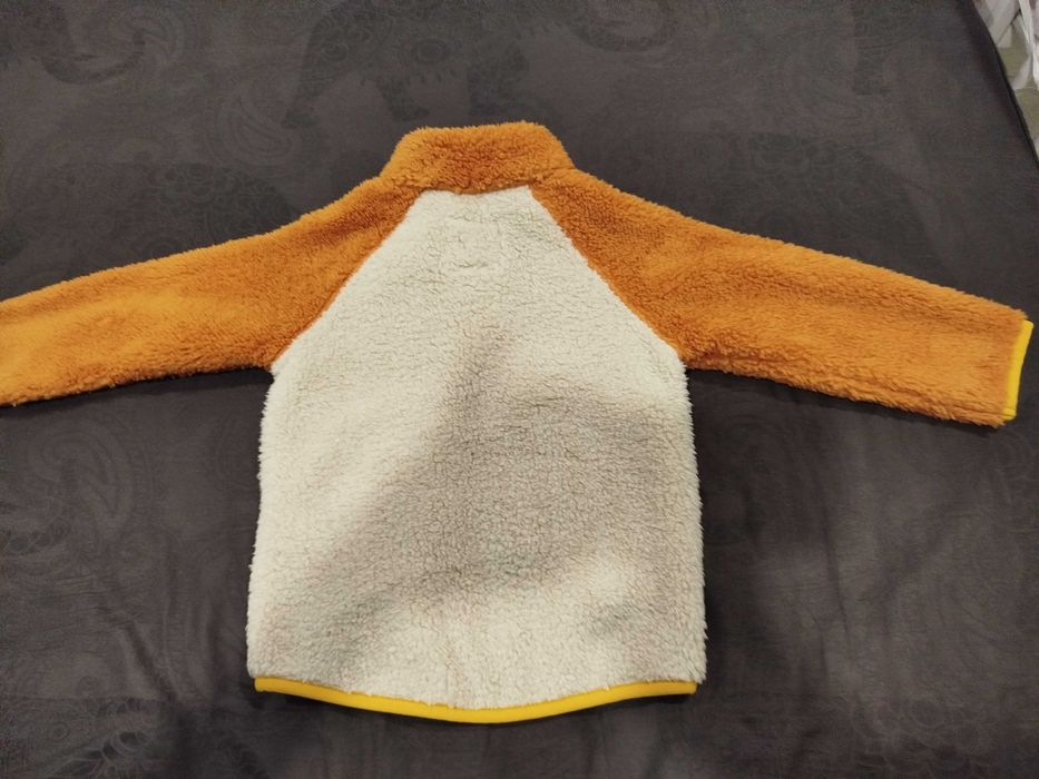 Продам дитячу кофту reima