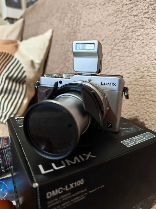 Lumix LX100 + bogaty zestaw || bardzo dobry stan