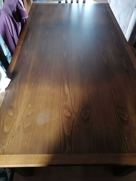 Mesa extensível em madeira + cadeiras boa qualidade