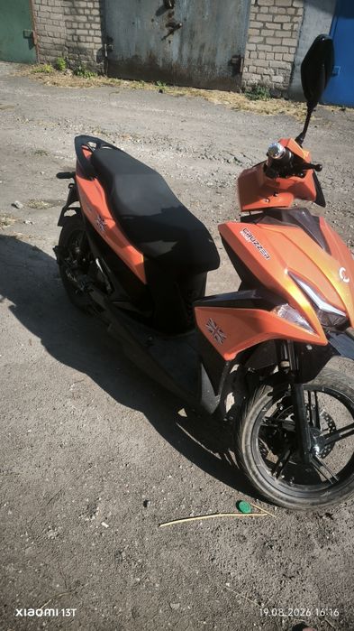Электроскутер Cruzzer Rocet 2000
