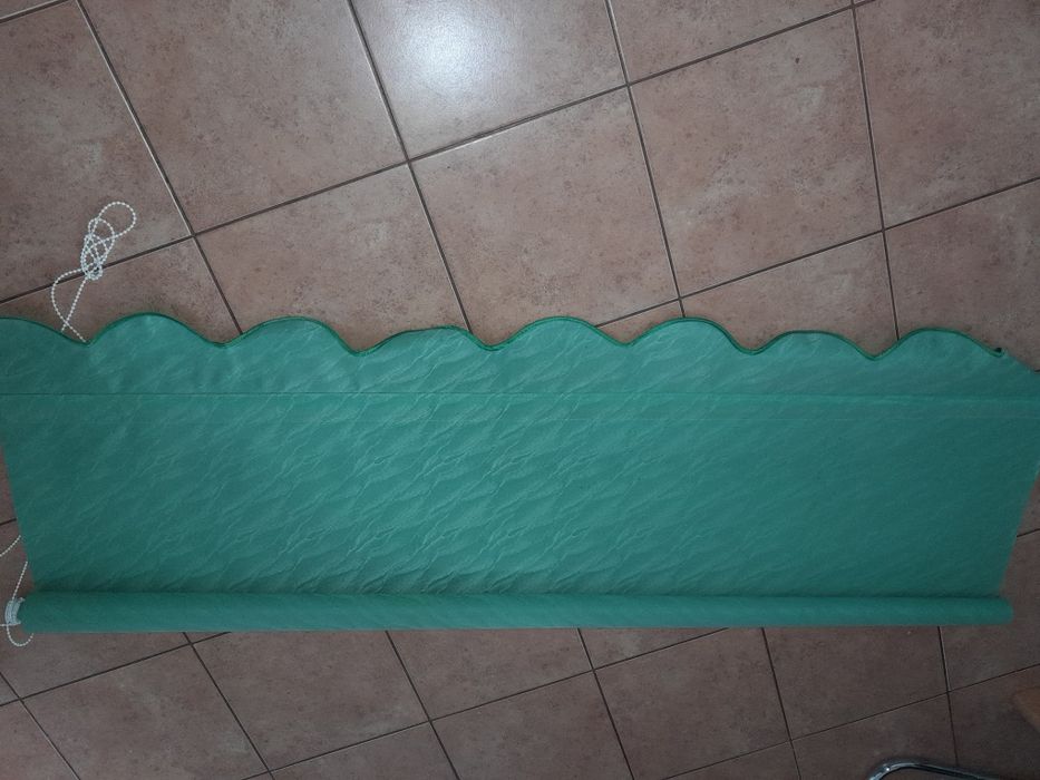 Roleta okienna zielona