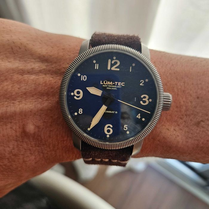 Relogio LUM TEC B32