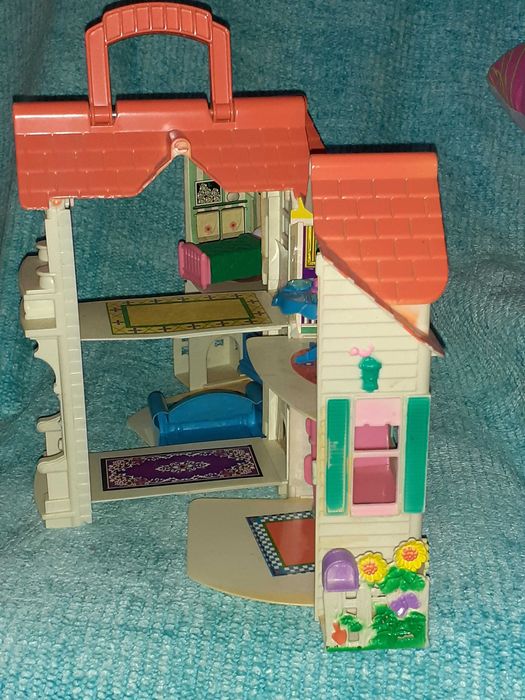 Casa de Bonecas Móvel