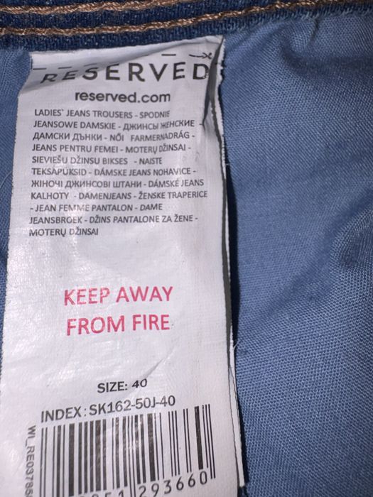 Jeansy  Reservet  . 40