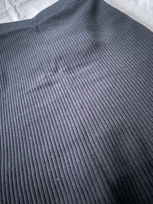 Спідниця в рубчик тянеться reserved