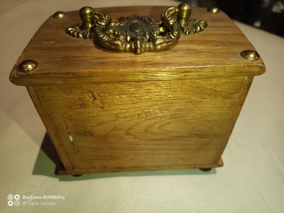 Tiny but Wonderful Jewelry Box