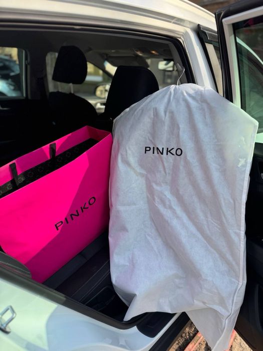 Куртка Pinko черная