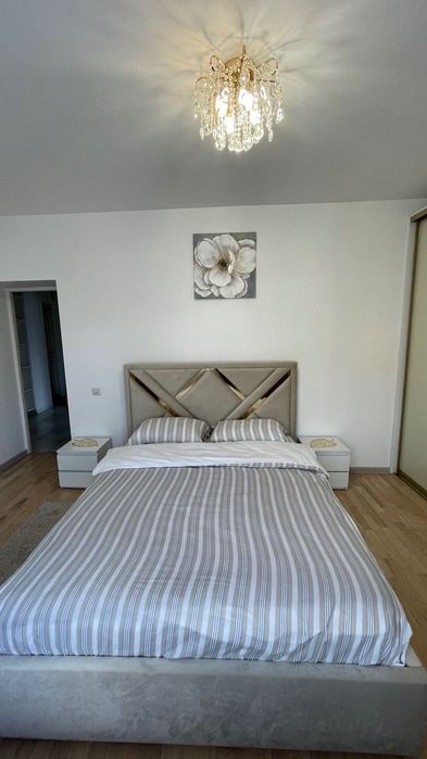 Подобова оренда 3-х кім.кв. (до 8 осіб) Наукова,Стрийська,В.Великого.