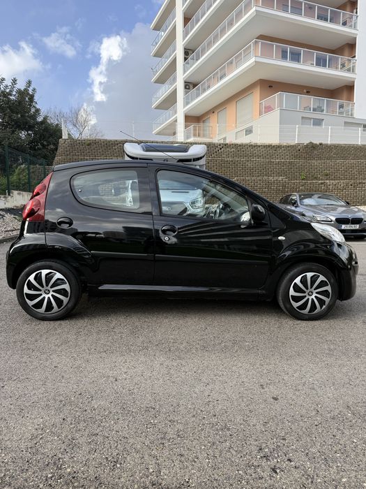 Peugeot 107 VVT-i • Multimedia • Motor Toyota • Muito Estimado • IPO/IUC 2027