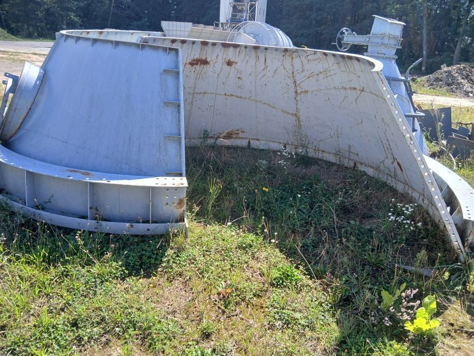 Silos    120 ton