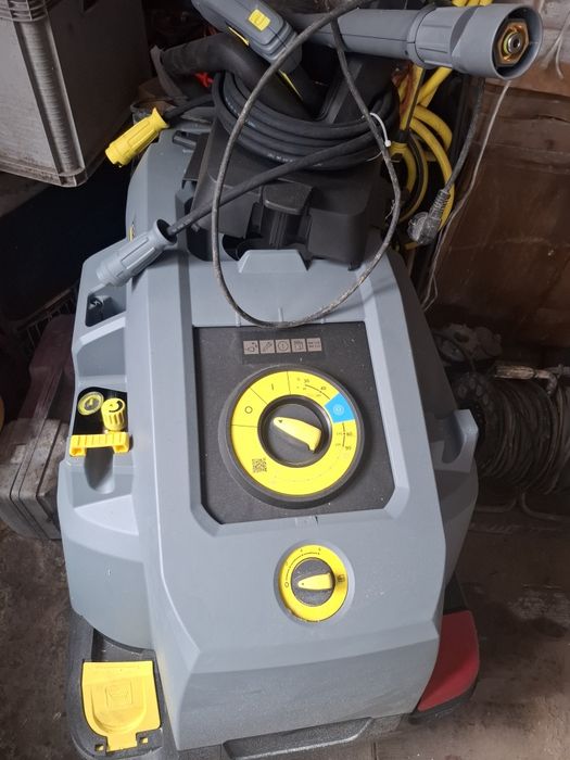 NOWA Profesjonalna myjka ciśnieniowa KARCHER HDS 6/15 C