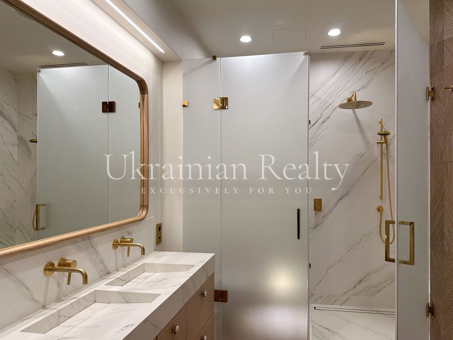 Продаж квартири з терасою 250 м²  ЖК A-52. Січових Стрільців, 44а