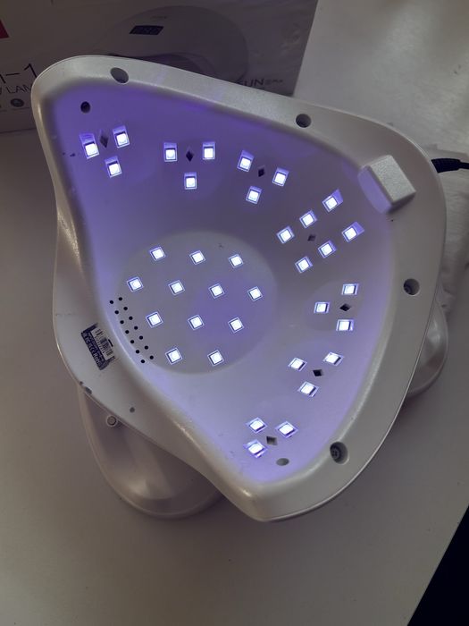 Лампа для маникюра