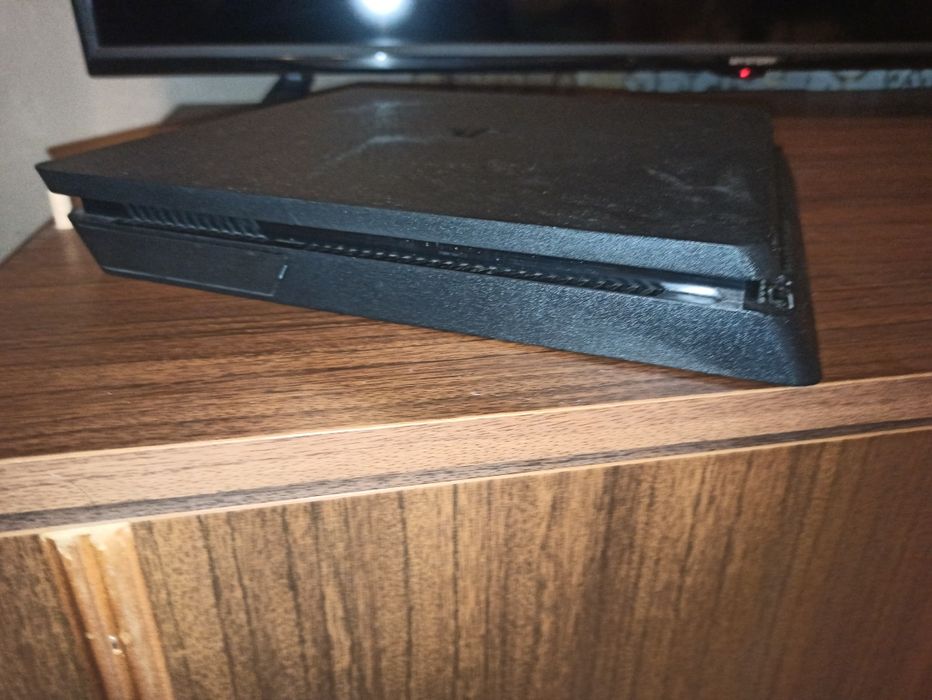 Пс 4  стан гарний