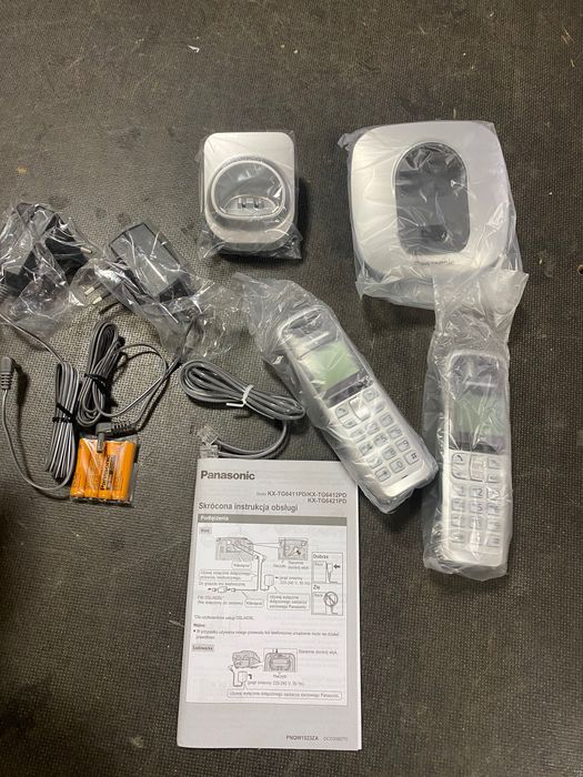 Telefon bezprzewodowy Panasonic KX-TG6412 czarny