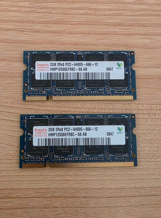 Memória RAM Hynix HMP125S6EFR8C-S6 4GB (2 x 2GB)