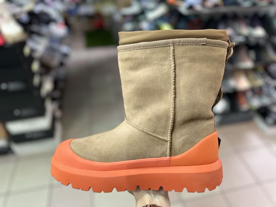 Черевики UGG hight Weather  Hybrid boot ( РОЗМІР 43 )