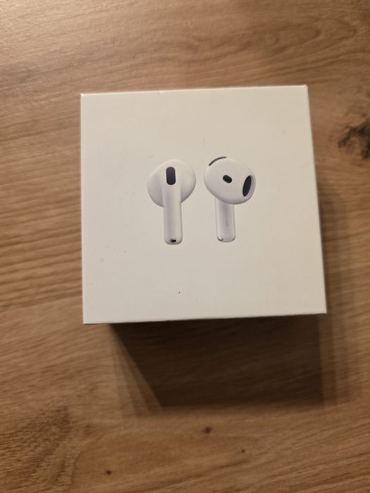 Słuchawki dousznevAirPods 4
