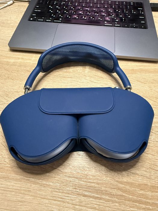 AirPods Max (sky blue) MGYL3RU/A