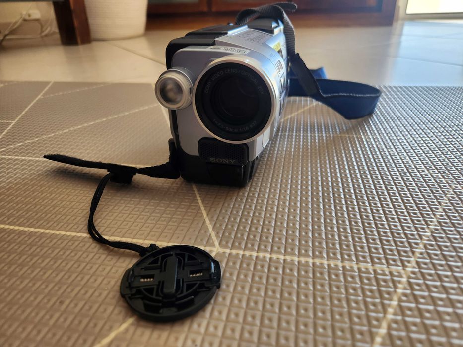 Sony DCR-TRV355E Digital8 — Câmara de vídeo | Digitaliza cassetes Hi8/8mm