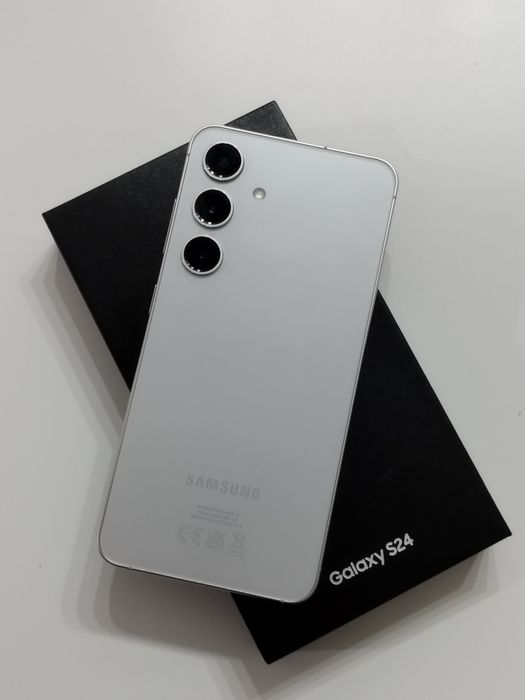 Samsung Galaxy S24 8/128GB Marble Gray - zestaw pudełko/ładowarka