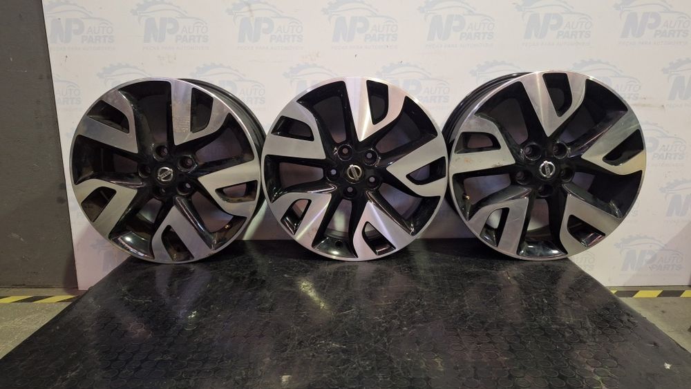 3 jantes 18 Nissan Juke