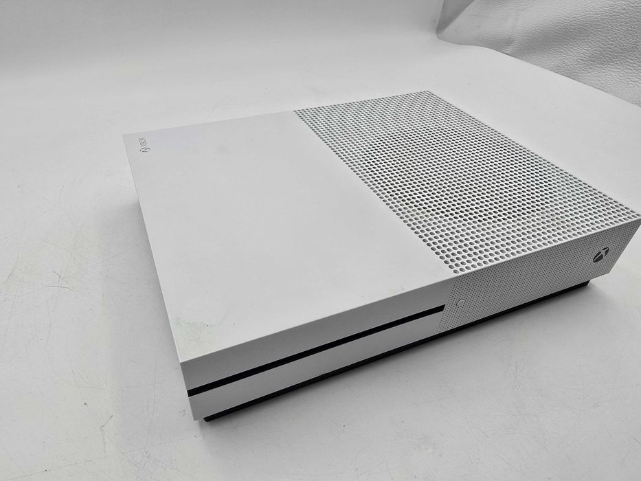 konsola Microsoft XBOX ONE S 500GB PAD GRA