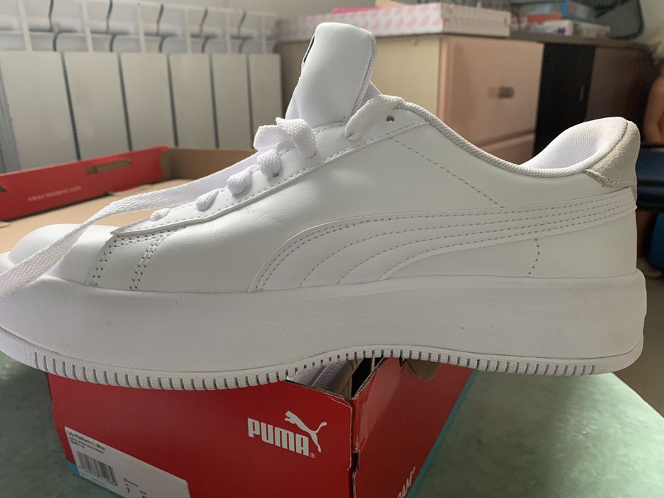 Кросівки PUMA Lily Platform L Wns білі 40,5