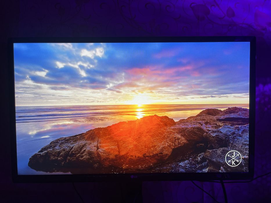 Монитор LG 24 fullHd ips