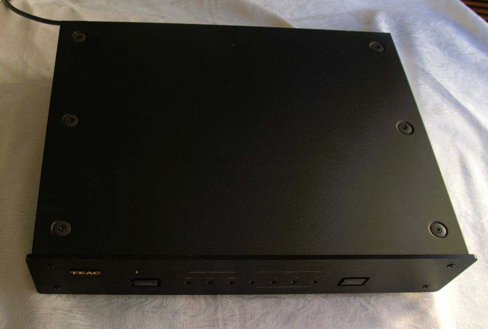 TEAC D-T1 DAC Convertor 20-Bit DAC Philips TDA1547