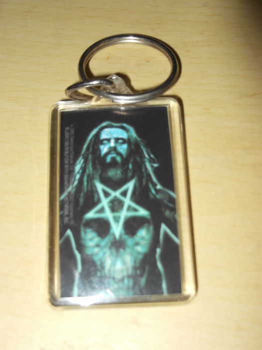 Porta-chaves de novos: KsE, Rob Zombie, Chimaira, Merch Oficial