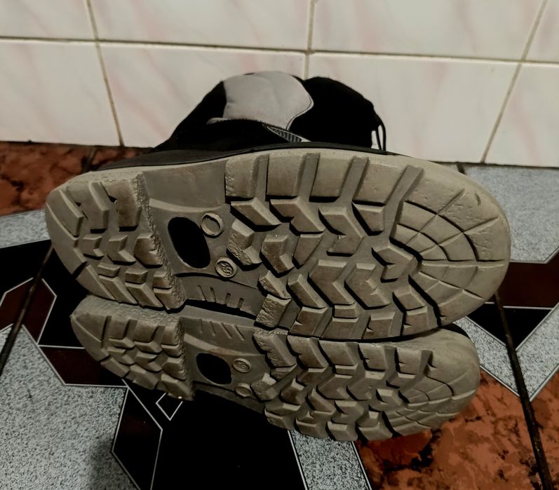 Чоботи теплі,зимові Sorel - Канада , Meindl - Німеччина