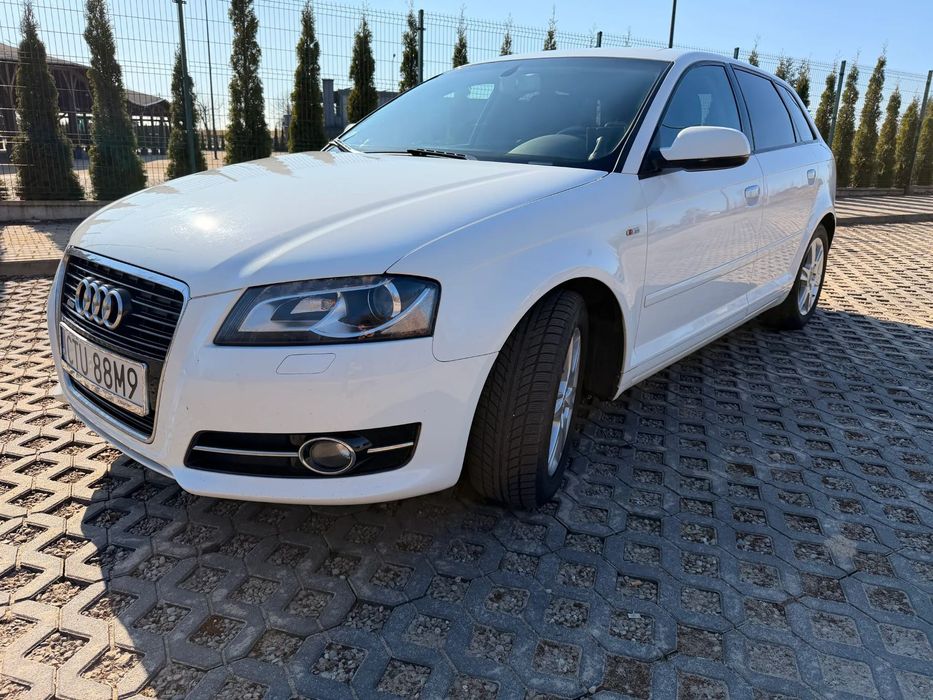 Audi A3 Sportback AUDI A3, S-Line, Sportback, Biała perła, Alkantara, Nawigacja, Diesel