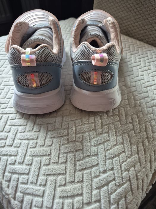 Adidasy świecące Ccc 27