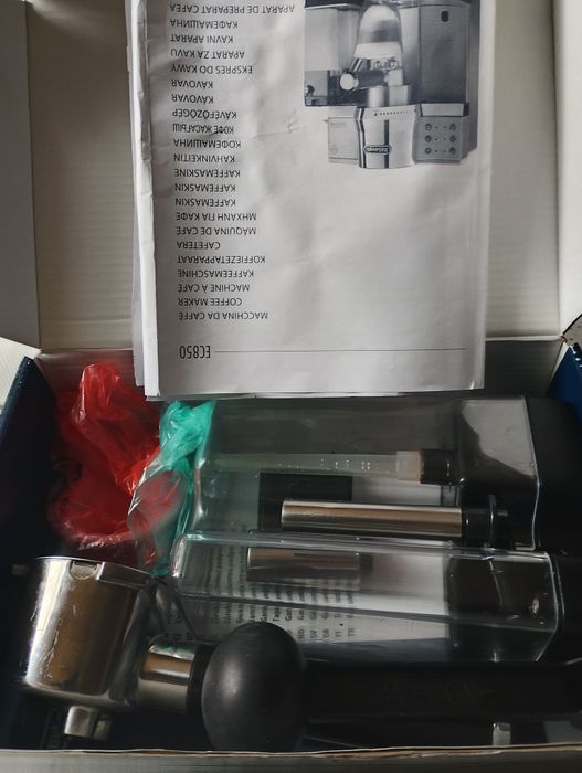 DeLonghi 860m ekspres do kawy