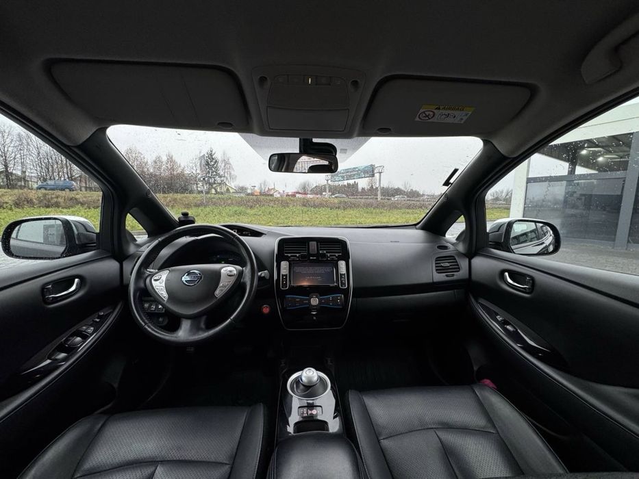 Nissan Leaf Tekna 24 kWh 11/12 Електро Авто