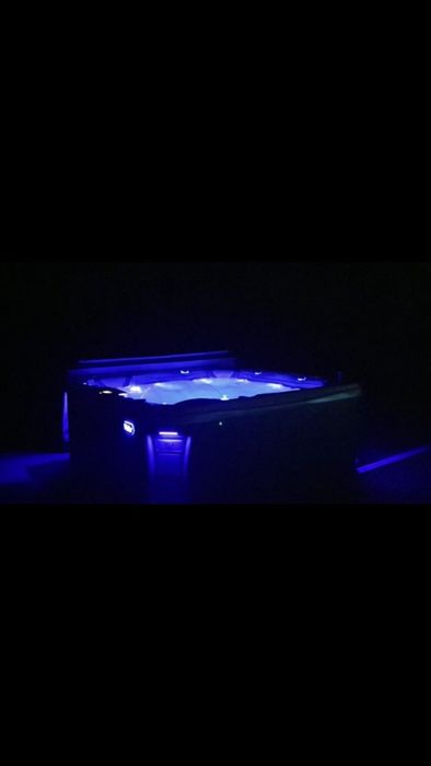Jacuzi/Spa Cromoterapia, relaxamento total, contacte-nos!