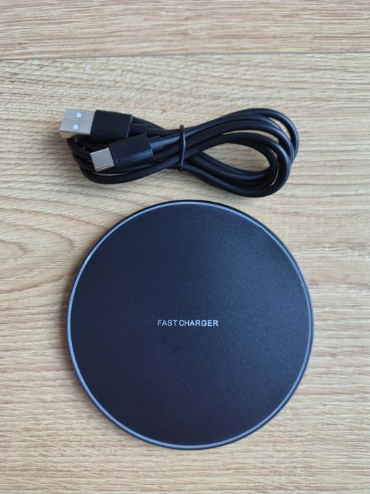 Ładowarka bezprzewodowa indukcja.