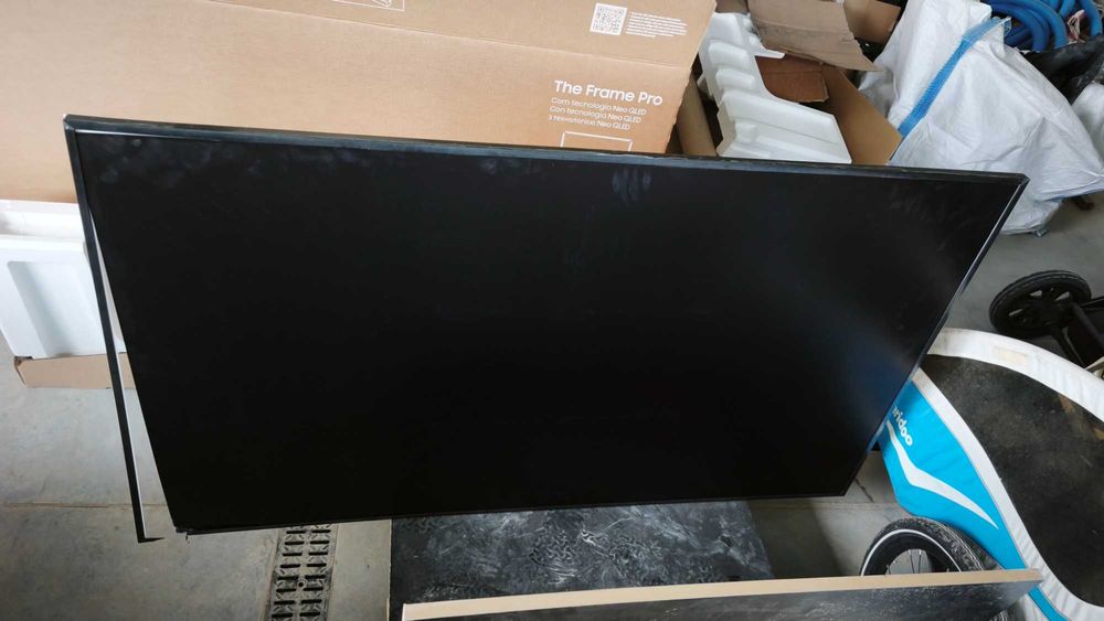 Telewizor QLED Samsung QE65LS03FWUXXH 65 cali 4K UHD USZKODZONY
