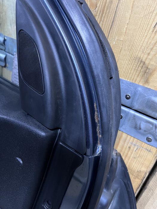 Двері Grand Vitara передня ліва водійська дверка дверь