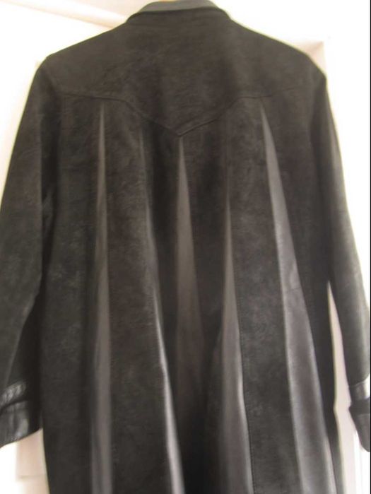 Casaco Preto Vintage retro Pele Ovelha Botões Dourado boca de sino T46