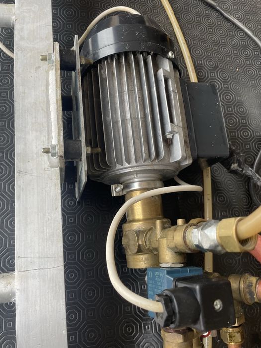 Bomba eletrica de agua