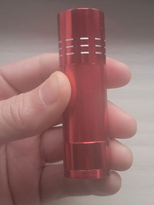 Ліхтарик на батарейках