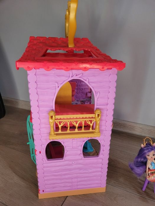 Domek Enchantimals lalka zwierzatko