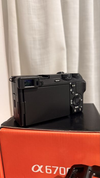 Kit Sony A6700 + Lente + acessorios (vendo separado tambem)