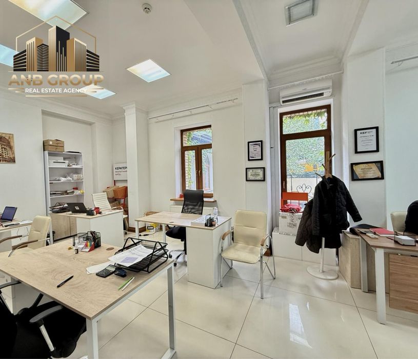 Есть генератор! Аренда офисного здания 750м2, ул.Жилянская, Центр