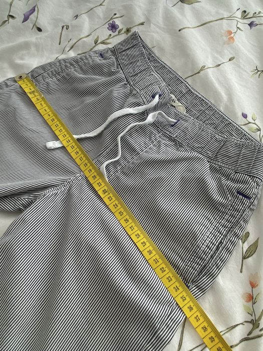 Spodenki w paski r. 116 H&M