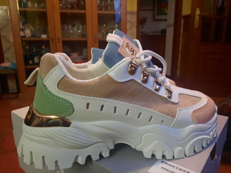 Vendo Sapatilhas Gucci (Novas)