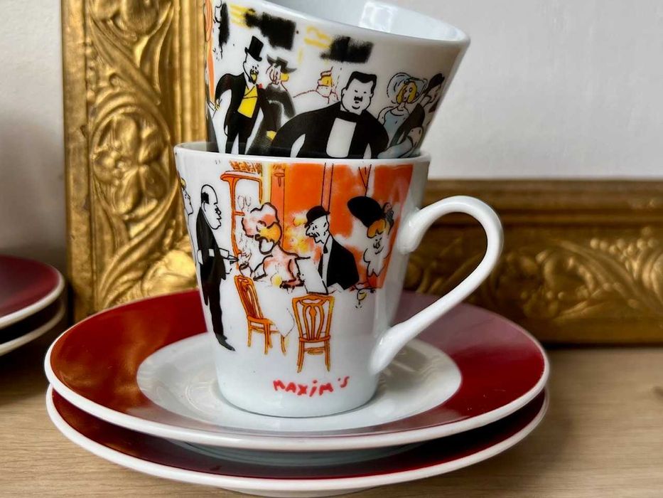 Вінтажний набір із 4 чашок із блюдцями Maxim's Paris — Франція