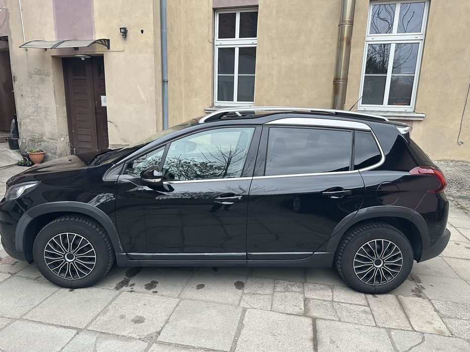 peugeot model - 2008 , 2017 rok